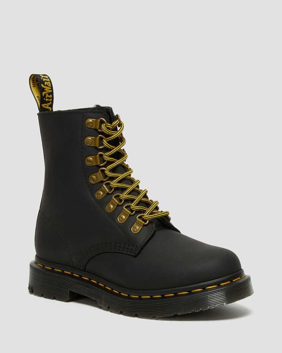 Women's Dr Martens 1460 Pascal DM's Wintergrip Leather Ankle Boots Black Snowplow | 048CKLXYI