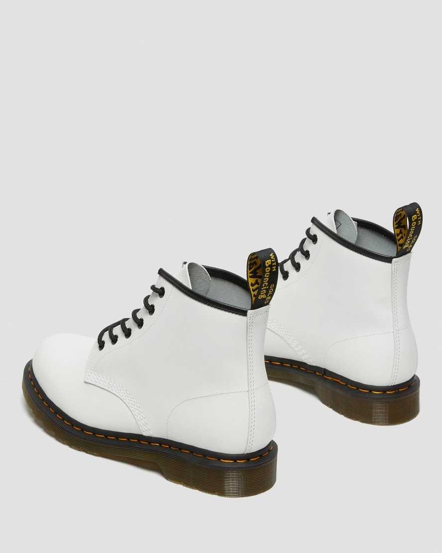 Men's Dr Martens 101 Yellow Stitch Smooth Leather Ankle Boots White Smooth Leather | 365AWULZO