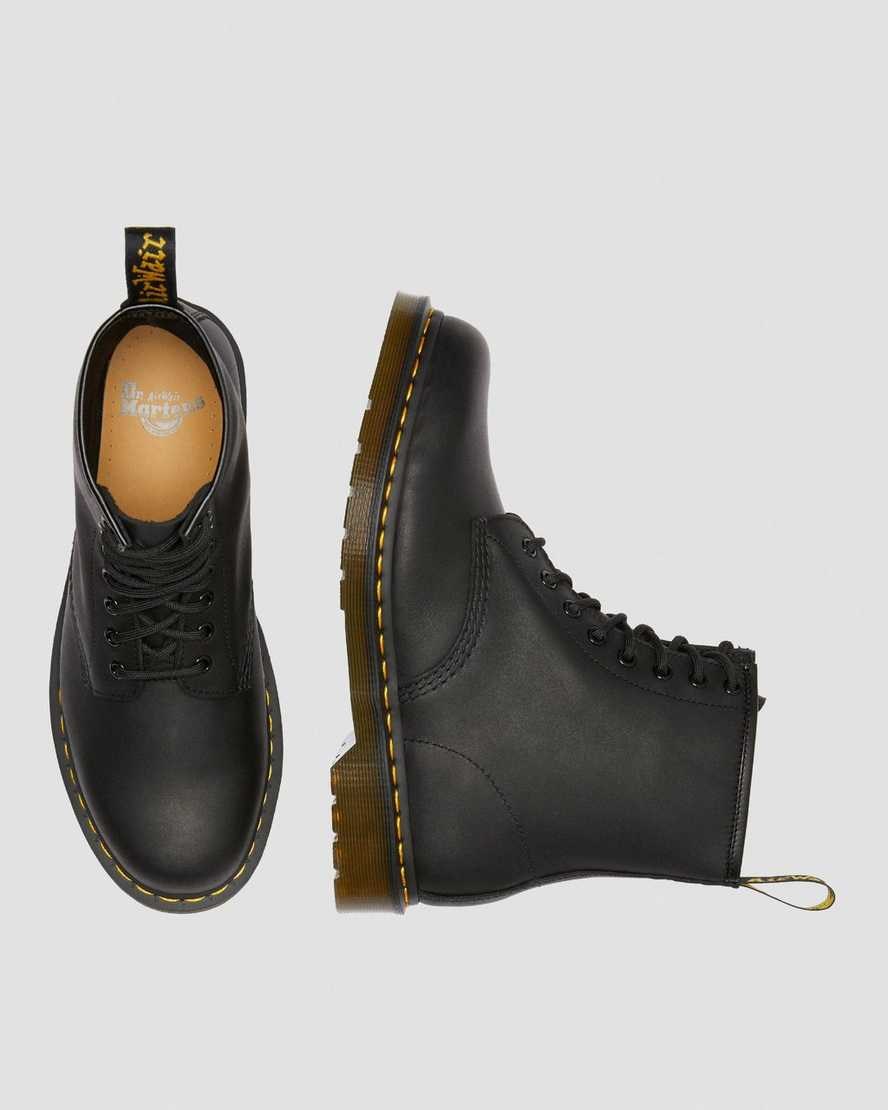 Men's Dr Martens 1460 Greasy Leather Ankle Boots Black Greasy Leather | 647AJLZDY