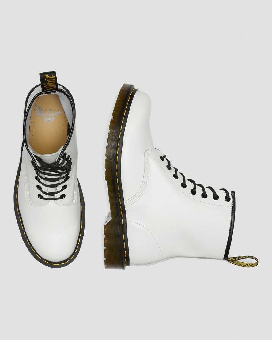 Men's Dr Martens 1460 Smooth Leather Lace Up Boots White Smooth Leather | 048UENRGH