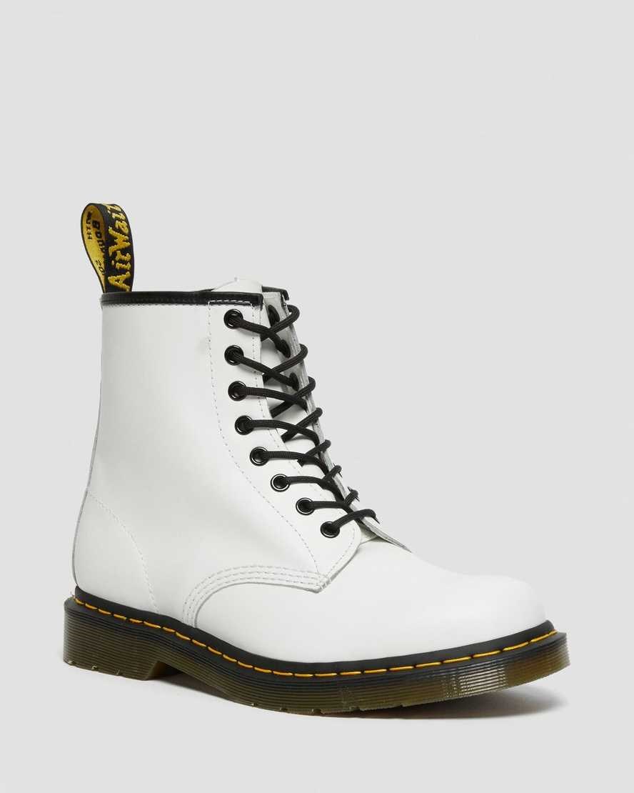 Men\'s Dr Martens 1460 Smooth Leather Lace Up Boots White Smooth Leather | 048UENRGH