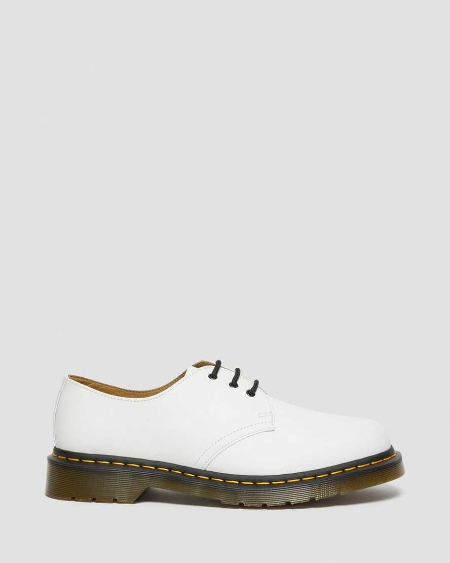 Men's Dr Martens 1461 Smooth Leather Oxford Shoes White Smooth Leather | 401GNVPKB