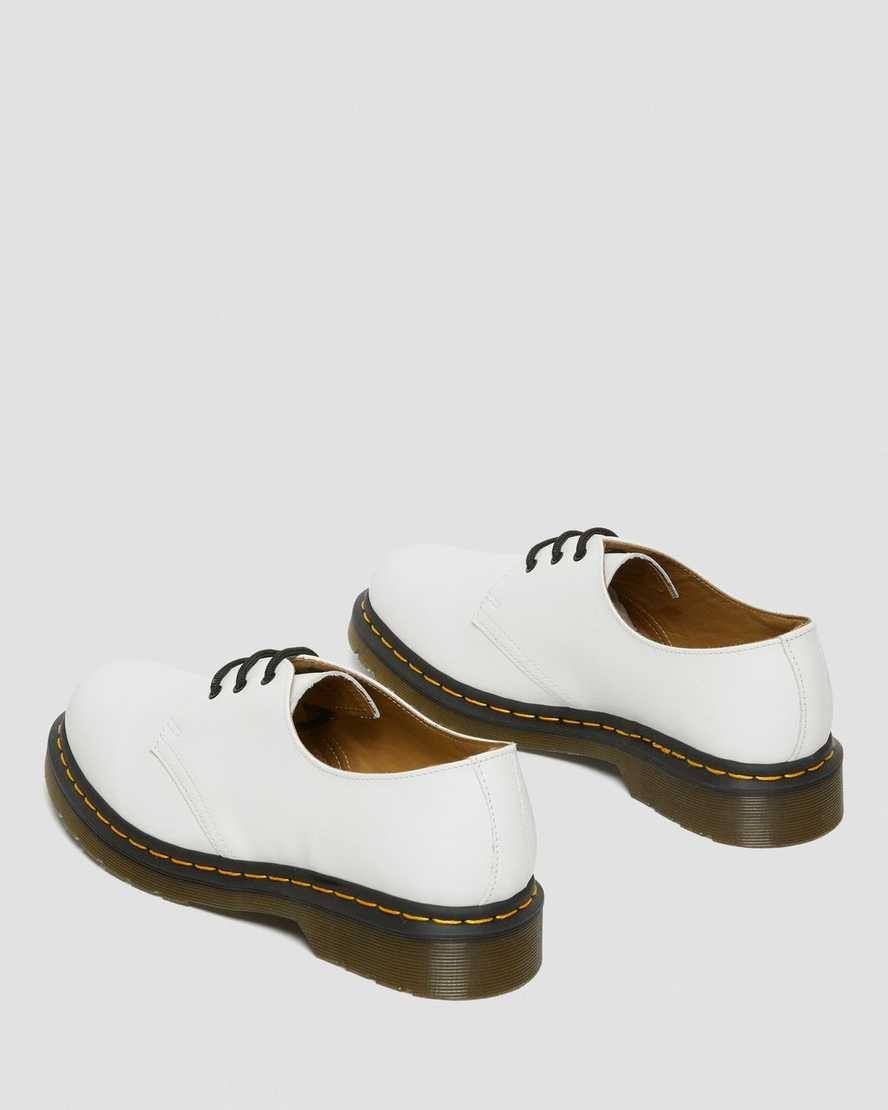 Men's Dr Martens 1461 Smooth Leather Oxford Shoes White Smooth Leather | 401GNVPKB