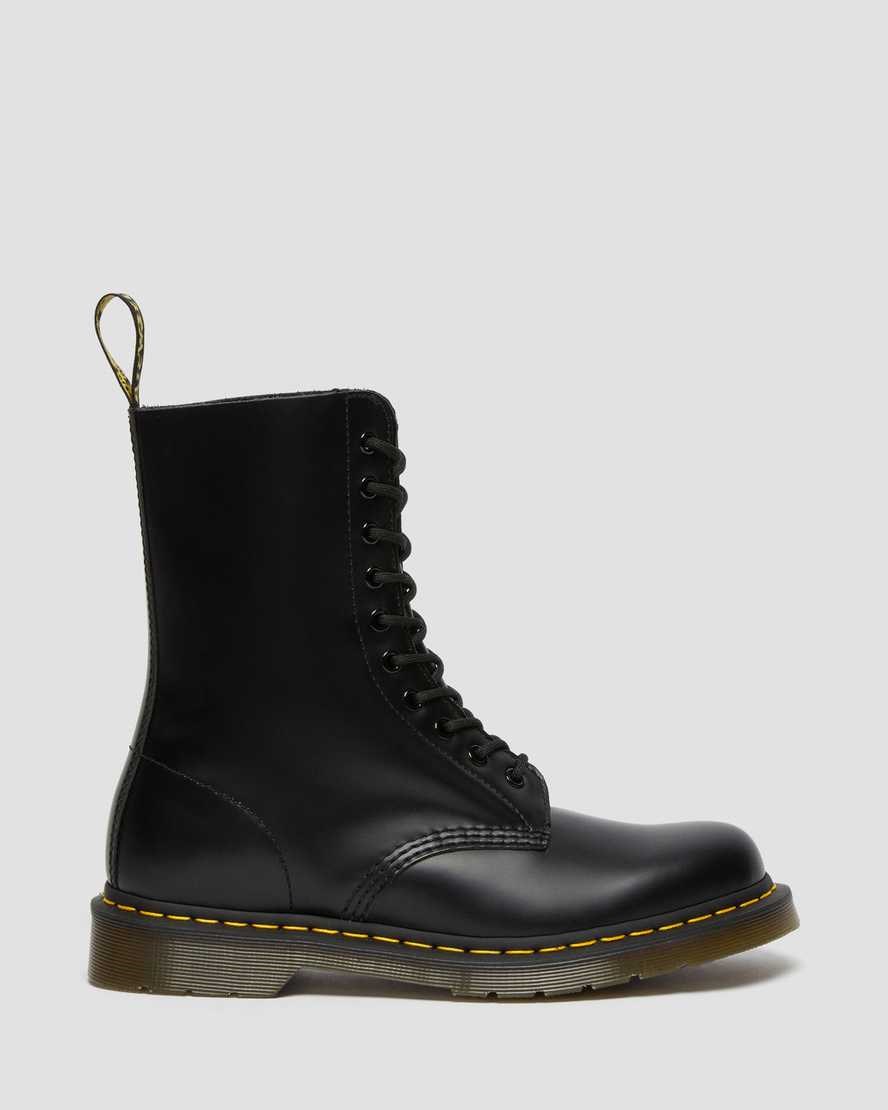 Men's Dr Martens 1490 Smooth Leather Ankle Boots Black Smooth Leather | 698BIUXTL