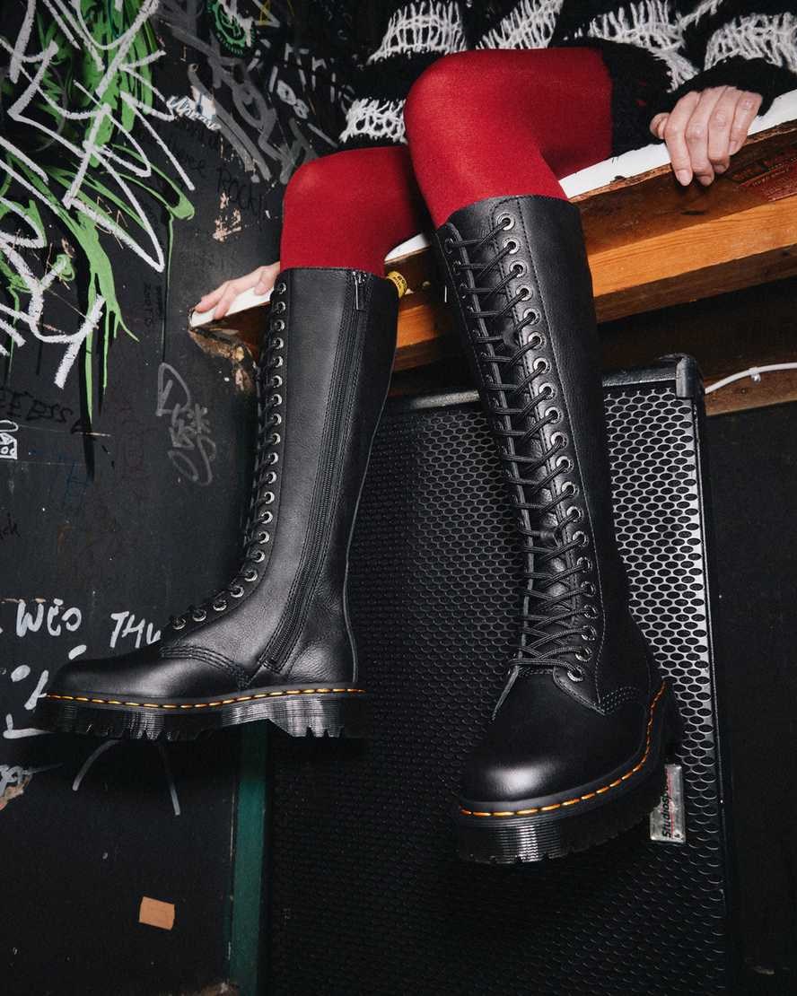 Men's Dr Martens 1B60 Bex Pisa Leather Knee High Zip Up Boots Black Pisa | 325HEYQJX