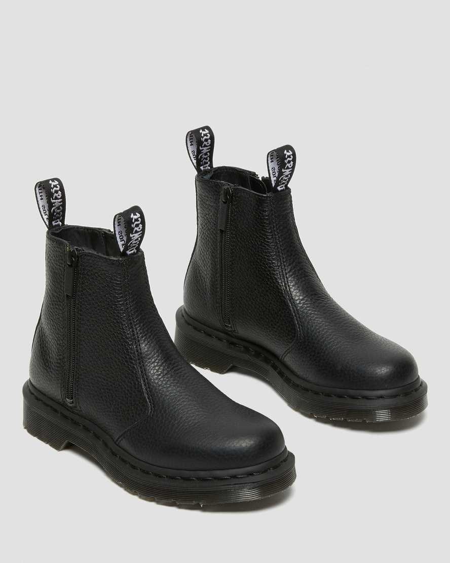 Men's Dr Martens 2976 Leather Zip Up Boots Black Milled Nappa Leather | 763KBHYJF