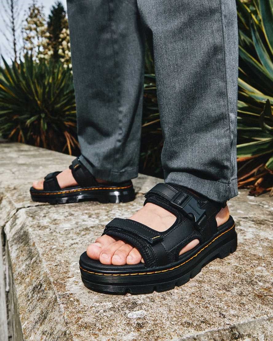 Men's Dr Martens Forster Webbing Sandals Black | 354ECXTFW