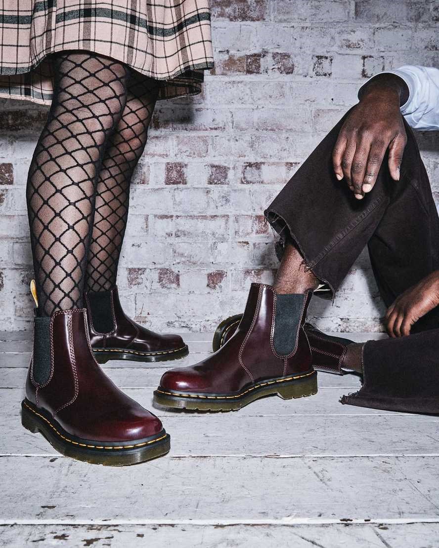 Men's Dr Martens Vegan 2976 Ankle Boots Cherry Red Oxford Rub Off | 730HDWQZB