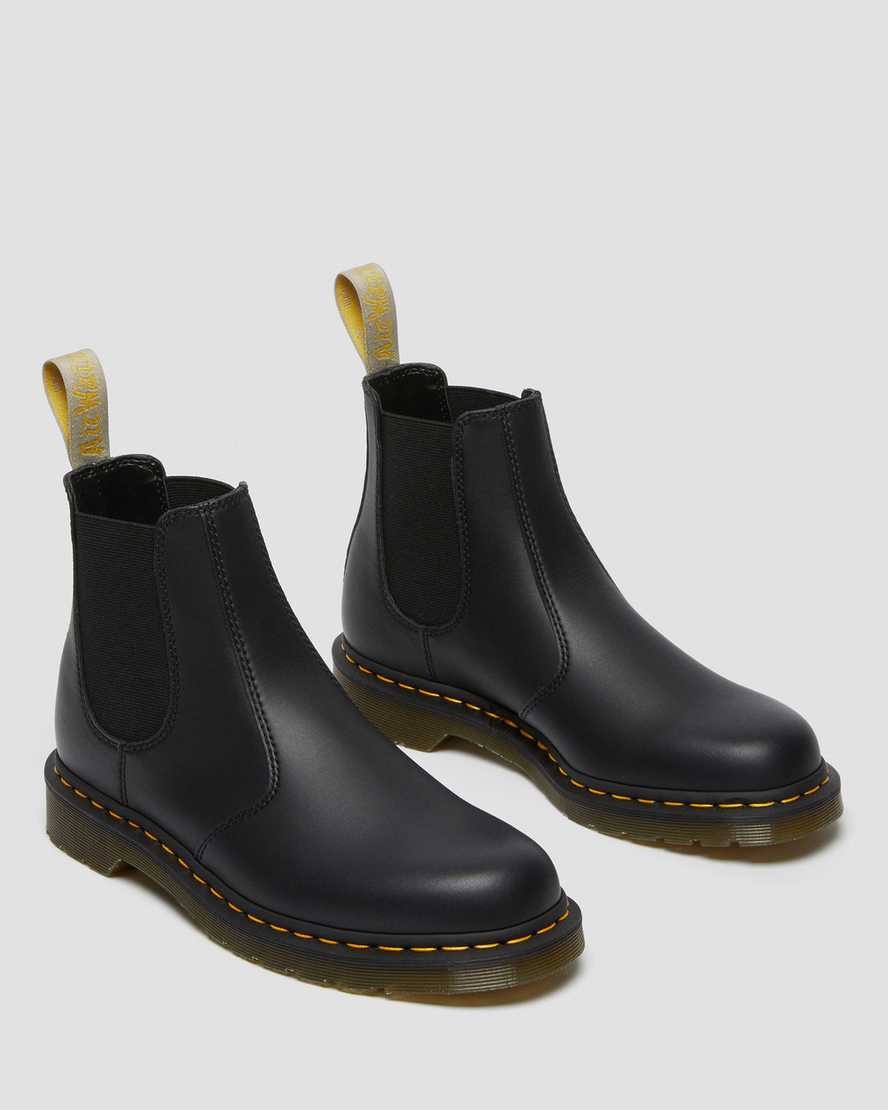 Men's Dr Martens Vegan 2976 Felix Chelsea Boots Black Felix Rub Off | 058JZVRDW