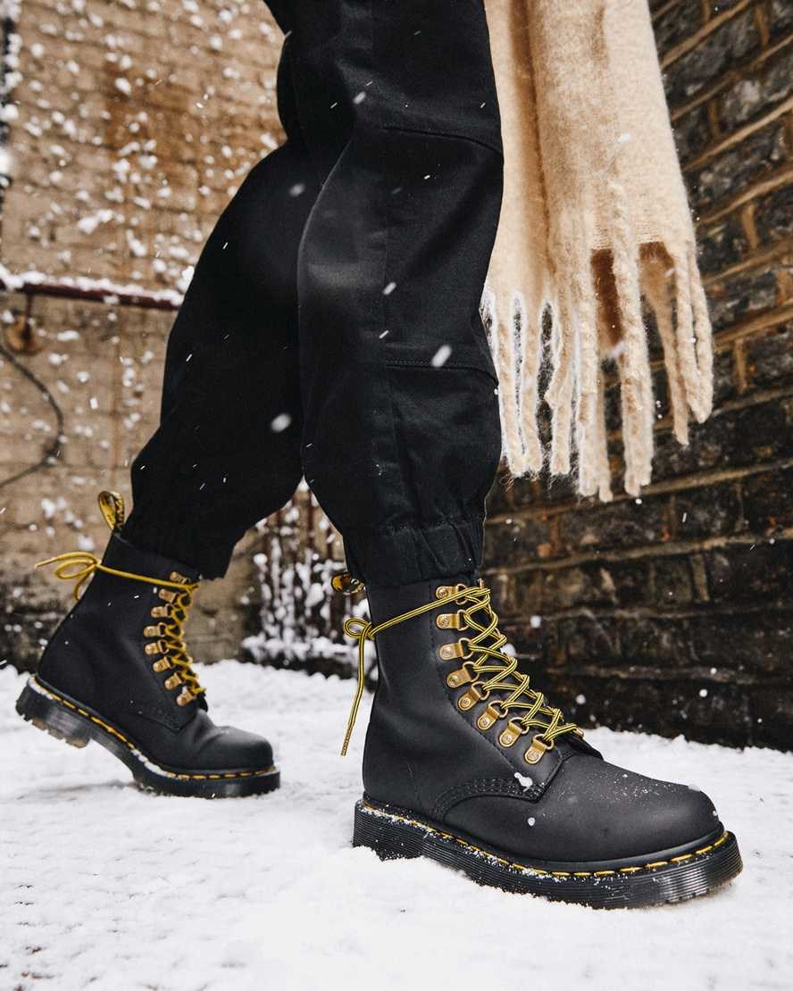 Women's Dr Martens 1460 Pascal DM's Wintergrip Leather Ankle Boots Black Snowplow | 048CKLXYI