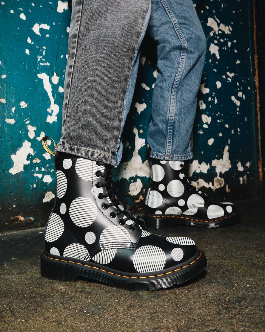 Women's Dr Martens 1460 Polka Dot Smooth Leather Lace Up Boots Black Polka Dot Smooth | 790UCAPEQ