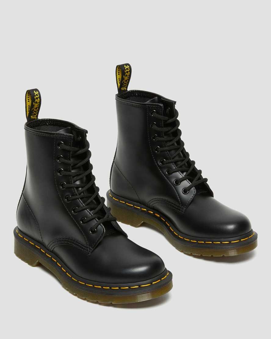 Women's Dr Martens 1460 Smooth Leather Ankle Boots Black Smooth Leather | 207GNIWVU