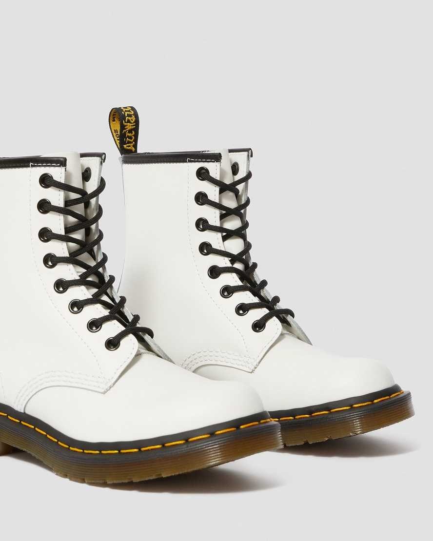 Women's Dr Martens 1460 Smooth Leather Lace Up Boots White Smooth Leather | 942RISEUW