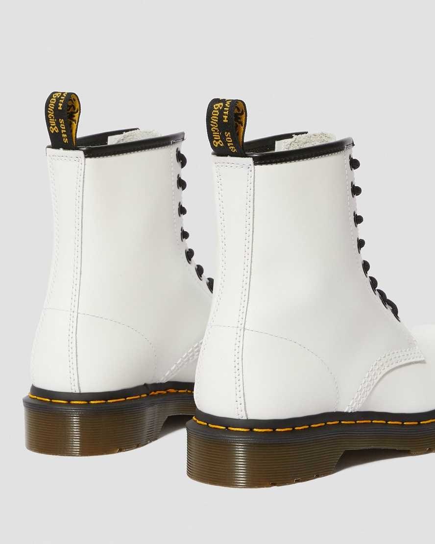 Women's Dr Martens 1460 Smooth Leather Lace Up Boots White Smooth Leather | 942RISEUW