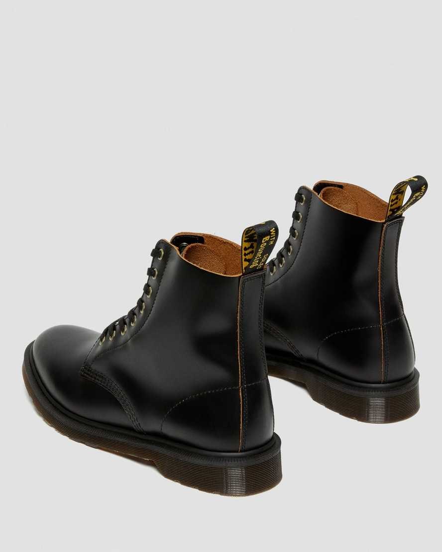 Women's Dr Martens 1460 Vintage Smooth Leather Ankle Boots Black Vintage Smooth | 807BHMDUT